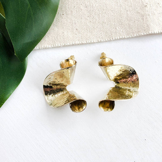 Sculptural Scroll Posts