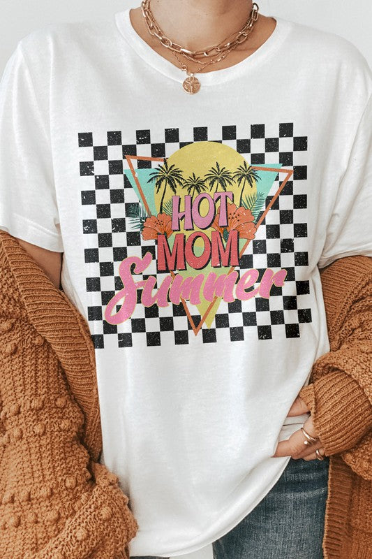 Hot Mom Summer Retro Graphic Tee